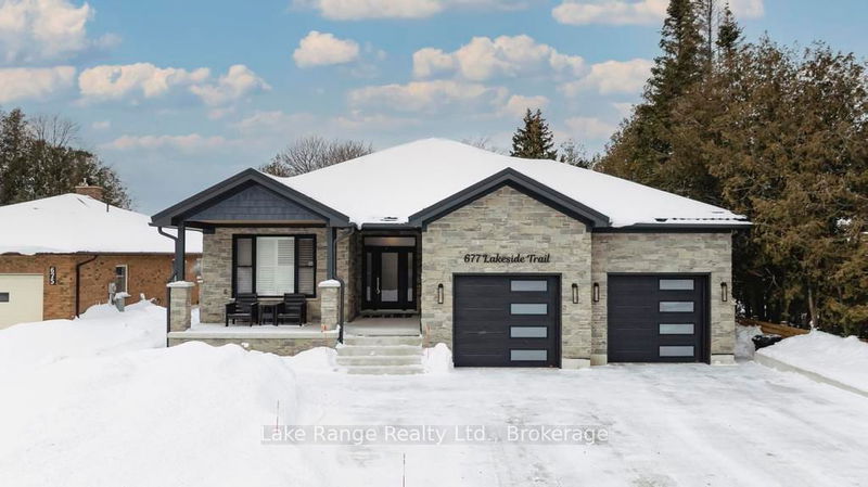 677 Lakeside Tr, Huron-Kinloss - Huron-Kinloss image-0-0