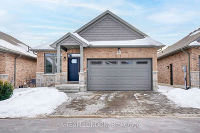 Unit 43 — 159 Collins Way, Strathroy-Caradoc - SE