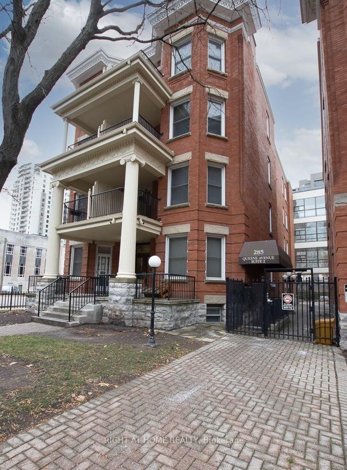 Condo for sale at 2-285 Queens Avenue, London, East F, N6B 1X2 - MLS: X11952468