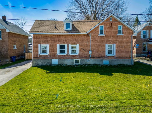 835 11th Street W