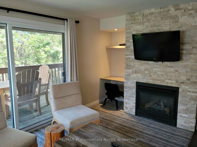 54-207 - 1235 Deerhurst Drive