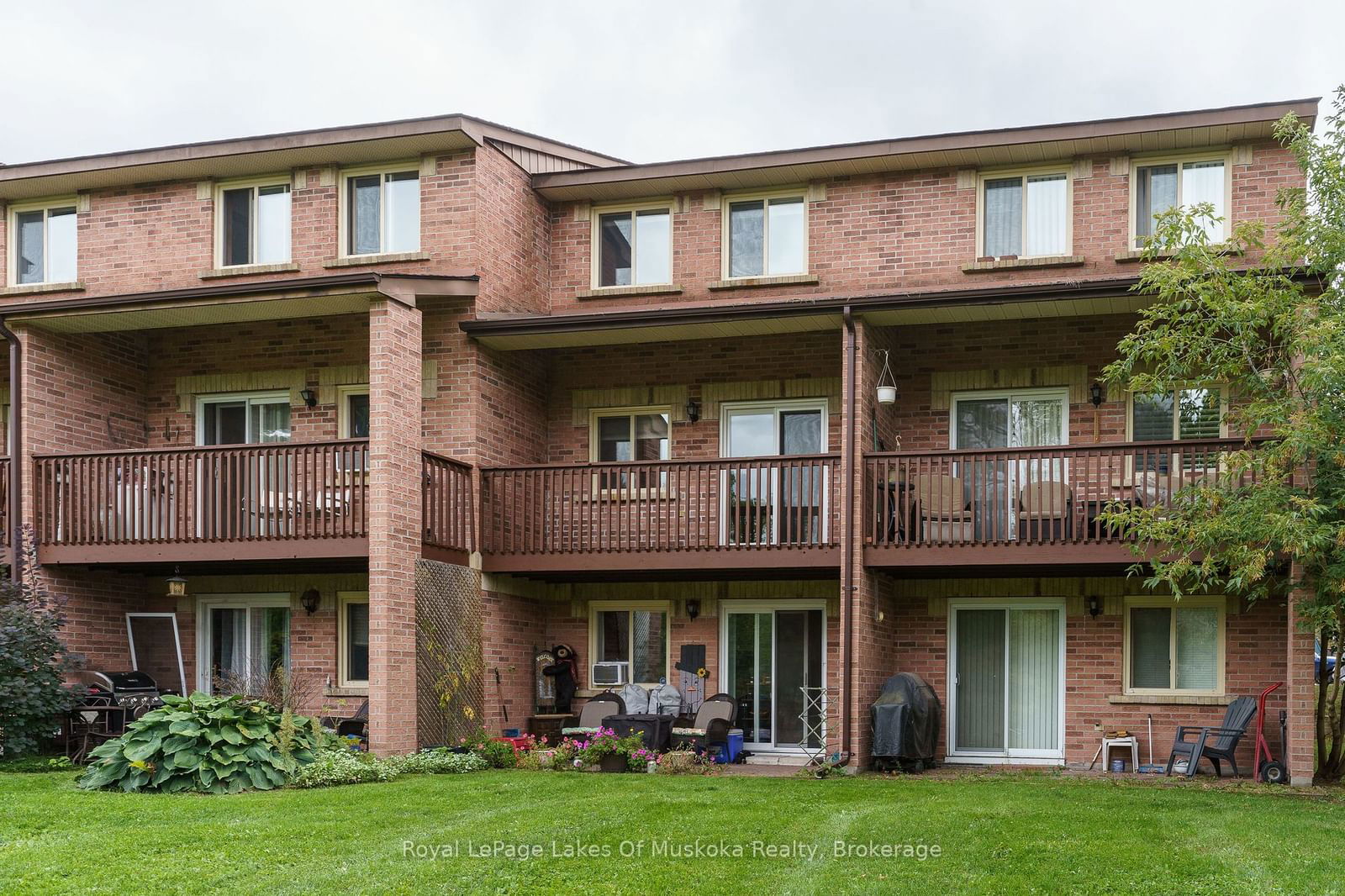 Townhouse for sale at 10-142 Ecclestone Drive, Bracebridge, Macaulay, P1L 1G6 - MLS: X11952787