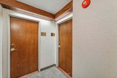 Unit 1808 — 470 Laurier Ave, Ottawa Centre - 4102 - Ottawa Centre image-0-3