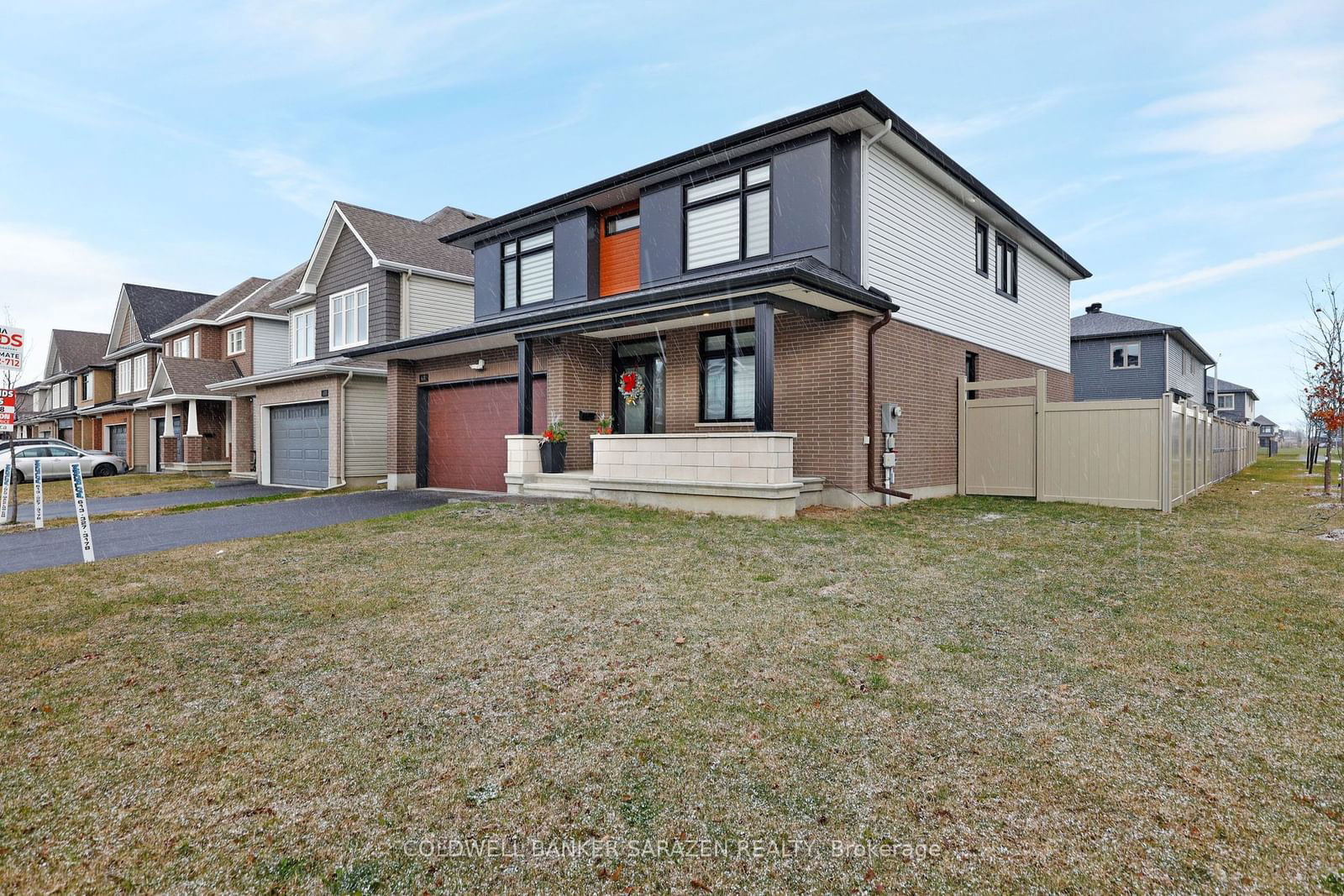 Detached House sold at 637 Moonflower Crescent, Blossom Park - Airport and Area, 2605 - Blossom Park/Kemp Park/Findlay Creek, K1T 0X8 - MLS: X11952903