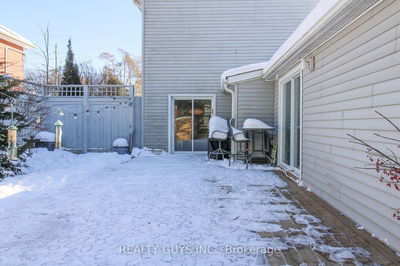 166 Queen St, Smith-Ennismore-Lakefield - Lakefield image-0-3