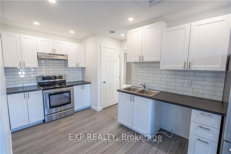 C - 625 Montreal Rd, Cornwall, K6H 1C3 | Image 3