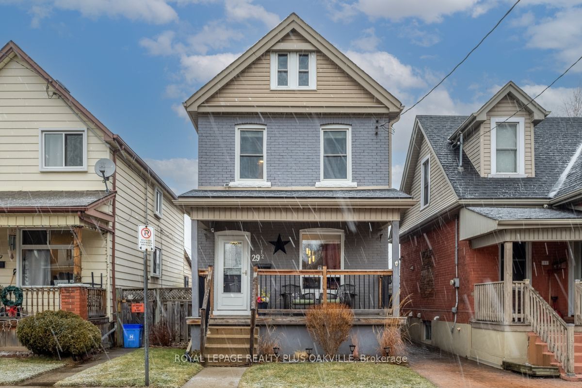 Detached House sold at 29 1/2 Rosemont Avenue, Hamilton, Gibson, L8L 2M4 - MLS: X11953879