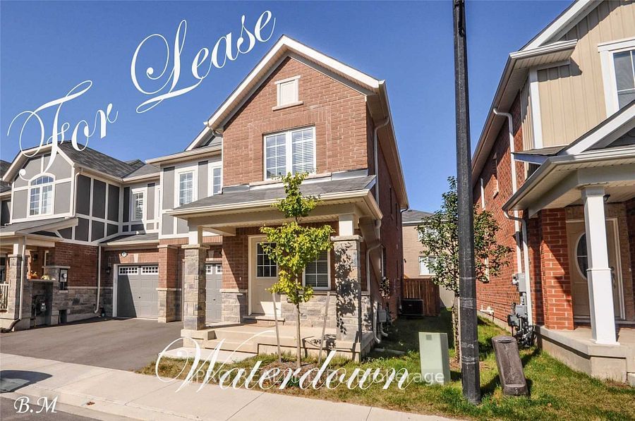 Townhouse for lease at 42-22 Spring Creek Dr Drive, Hamilton, Waterdown, L8B 1V7 - MLS: X11954099