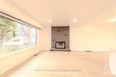 Unit A — 18 MAJESTIC Dr, Ottawa - Manordale image-0-3