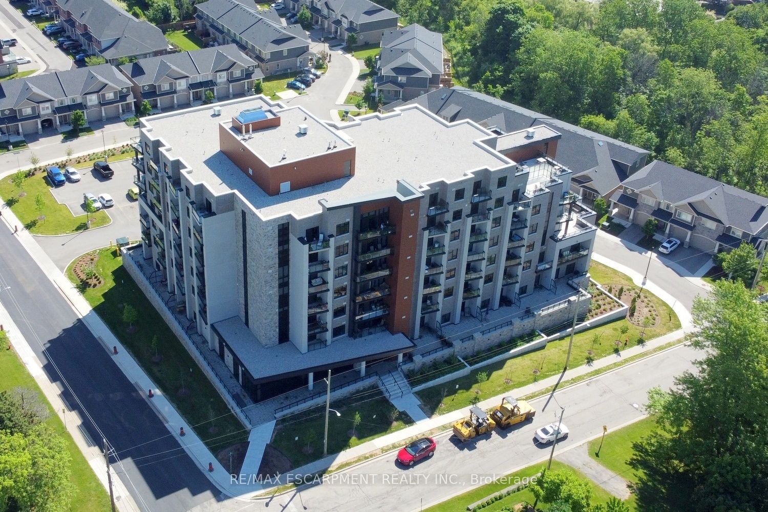 Condo for sale at 605-30 Hamilton Street, Hamilton, Waterdown, L8B 1V8 - MLS: X11954597