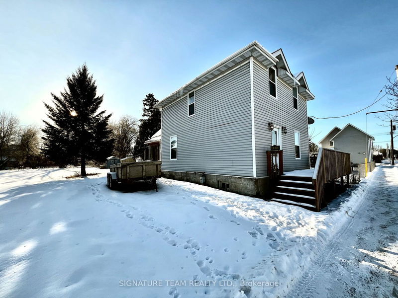 home for sale on 465 Somerset Street