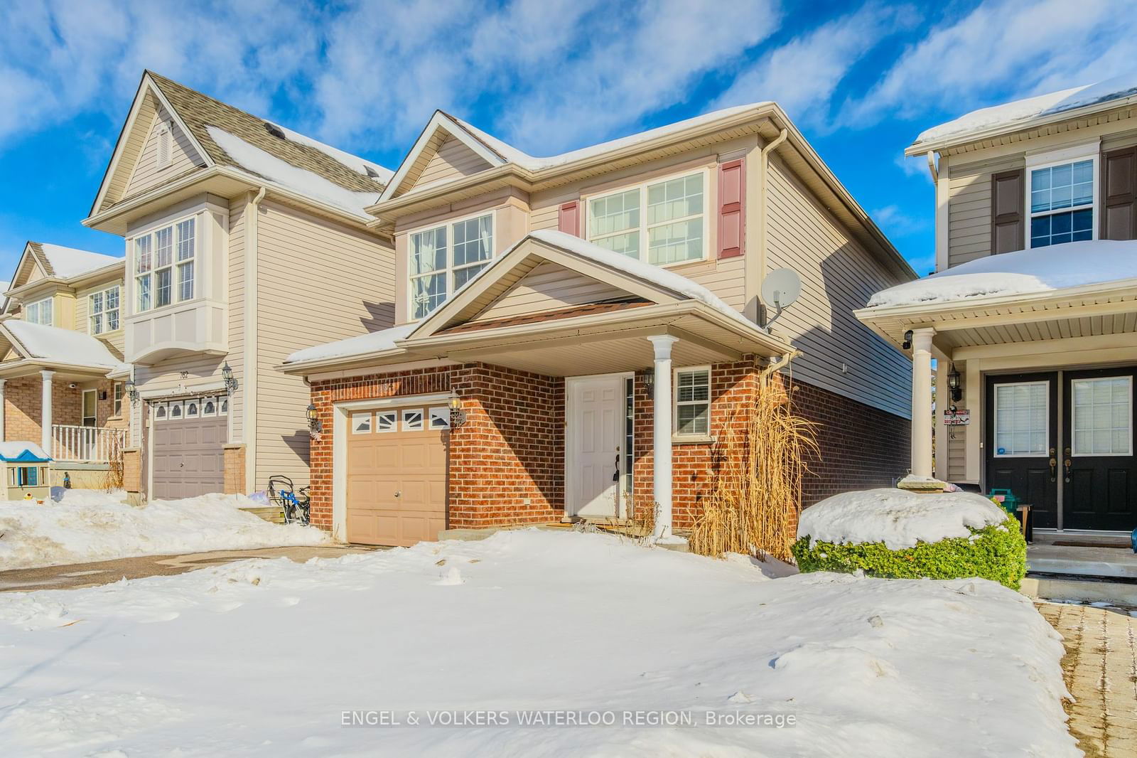 Detached House for sale at 764 Zermatt Drive, Waterloo, N2T 2W8 - MLS: X11955067