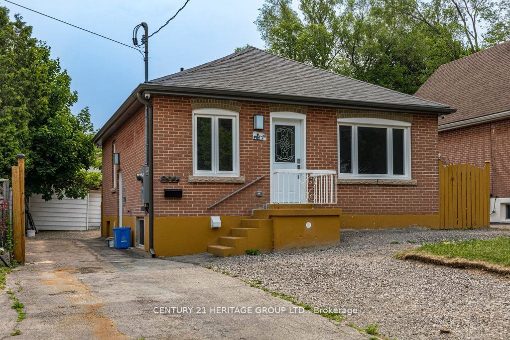 Detached House for lease at Main-291 East 24th Street, Hamilton, Burkholme, L8V 2Y7 - MLS: X11955134