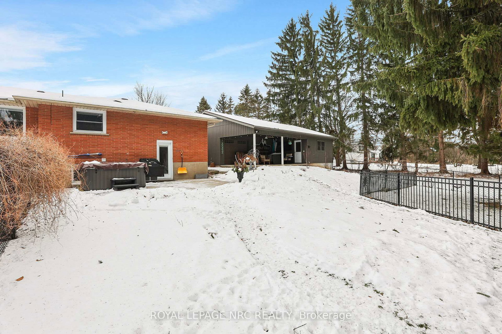 Listing Image 40