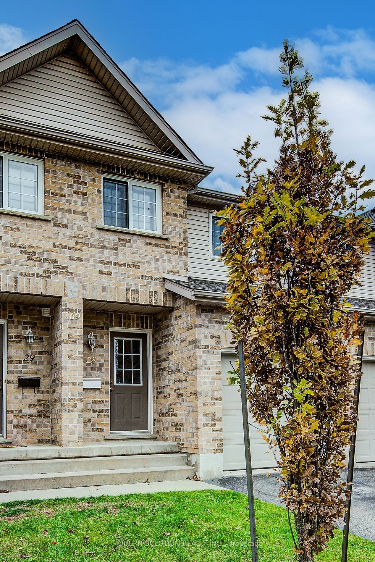 Townhouse sold at 28-169 Bismark Drive, Cambridge, N1S 5C1 - MLS: X11955371