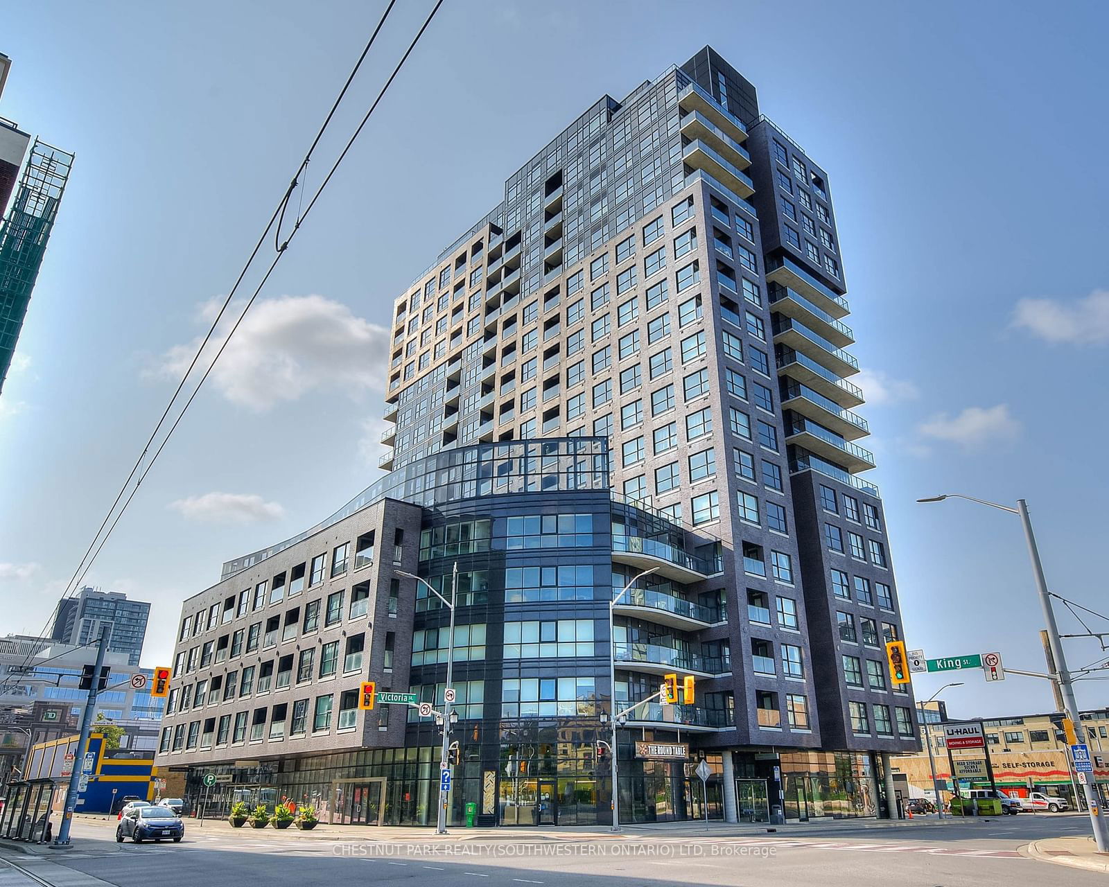 Condo for sale at 1602-1 Victoria Street, Kitchener, N2G 0B5 - MLS: X11955476