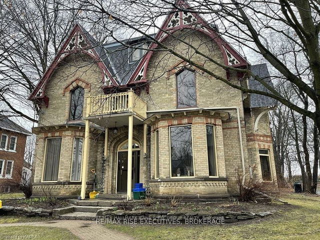 4 - 388 King Street