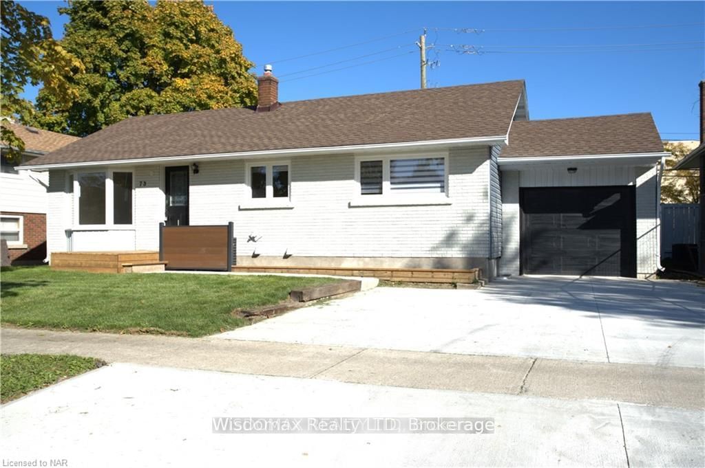 Detached House for sale at 73 JACOBSON Avenue, St. Catharines, 461 - Glendale/Glenridge, L2T 3A2 - MLS: X11955535