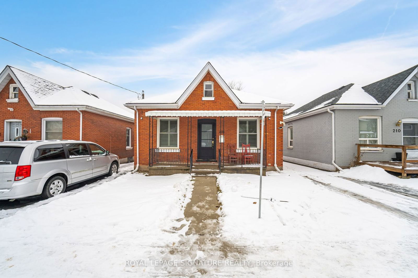 Detached House for sale at 208 Drummond Street, Brantford, N3S 6B2 - MLS: X11955554