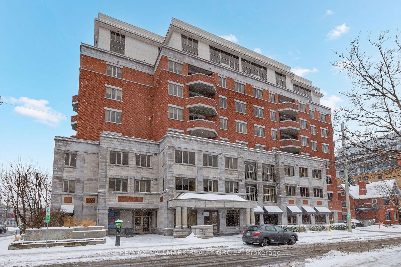 Condo for sale at 210-320 Mcleod Street, Ottawa, Ottawa Centre, K2P 1A3 - MLS: X11955598