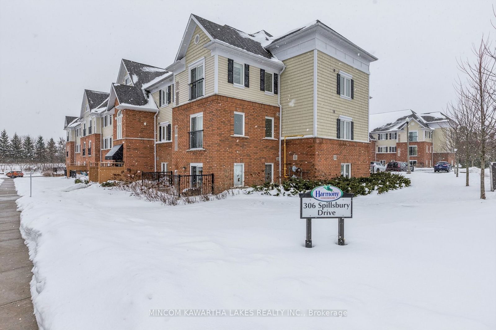 Condo for sale at 102-306 Spillsbury Drive, Peterborough, Otonabee, K9K 0B5 - MLS: X11955779