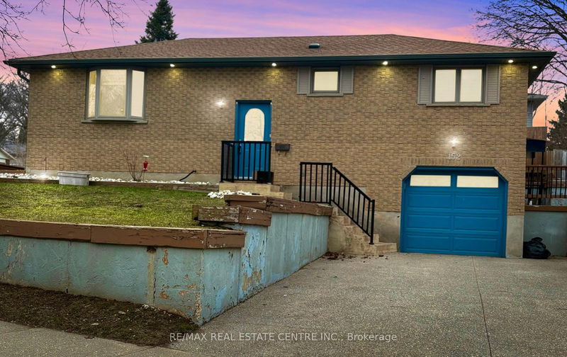 home for sale on 152 Anvil Street E