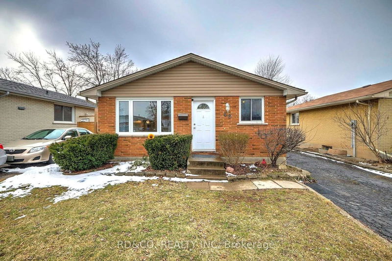 home for lease on 46 Loraine Drive