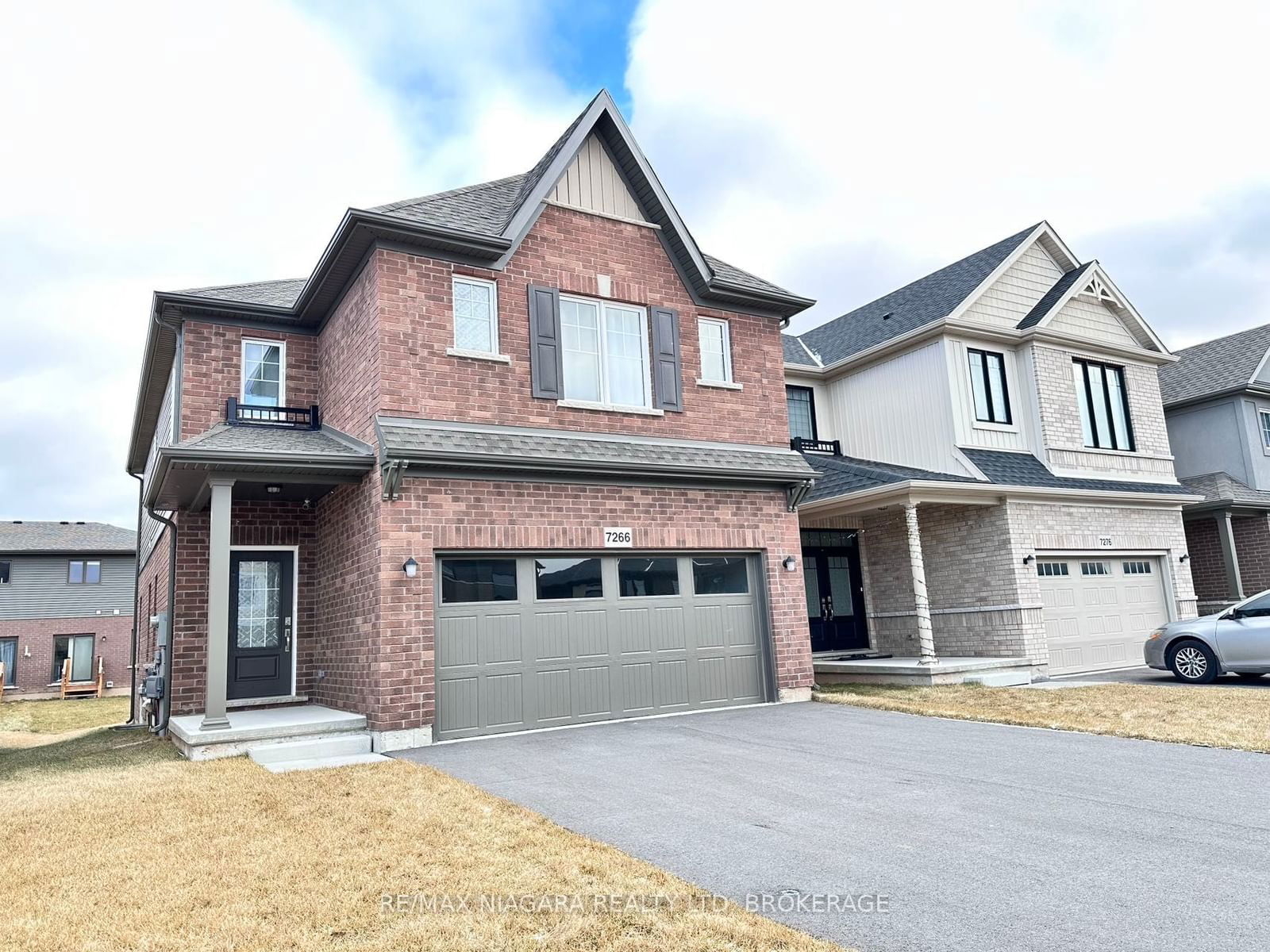 Detached House for lease at 7266 Parkside Road, Niagara Falls, 222 - Brown, L2H 0K7 - MLS: X11956249