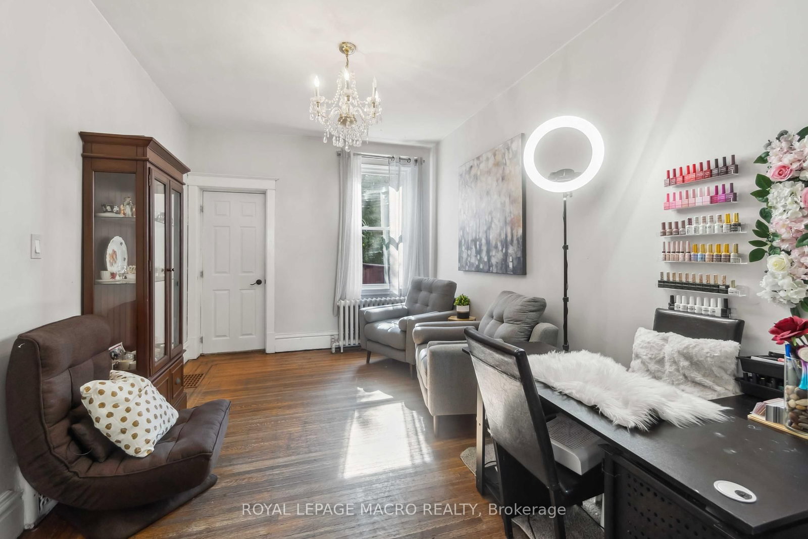 Detached House for sale at 197 Wentworth Street, Hamilton, Ontario, L8N 2Z6 - Stinson - MLS: X11956278