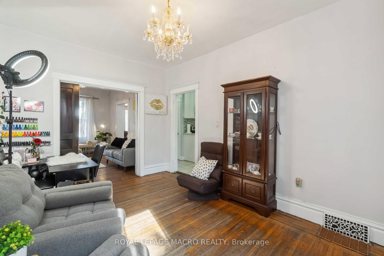 Detached House for sale at 197 Wentworth Street, Hamilton, Ontario, L8N 2Z6 - Stinson - MLS: X11956278