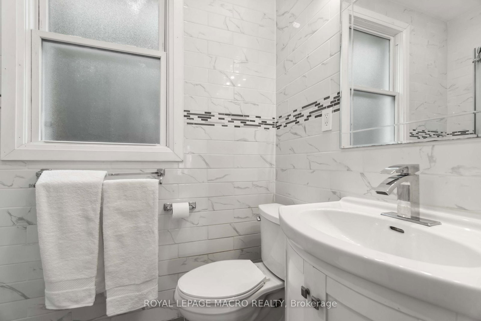 Detached House for sale at 197 Wentworth Street, Hamilton, Ontario, L8N 2Z6 - Stinson - MLS: X11956278