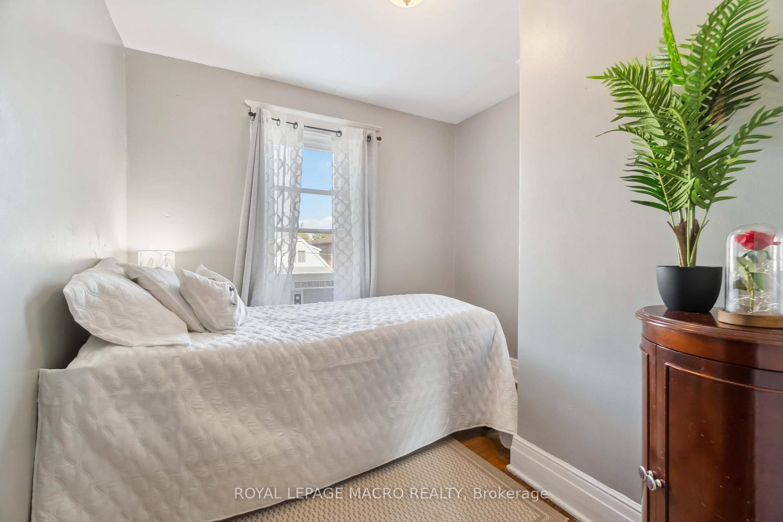 Detached House for sale at 197 Wentworth Street, Hamilton, Ontario, L8N 2Z6 - Stinson - MLS: X11956278