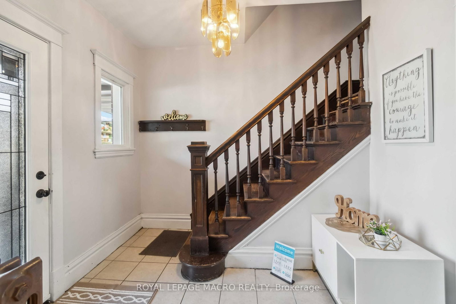 Detached House for sale at 197 Wentworth Street, Hamilton, Ontario, L8N 2Z6 - Stinson - MLS: X11956278