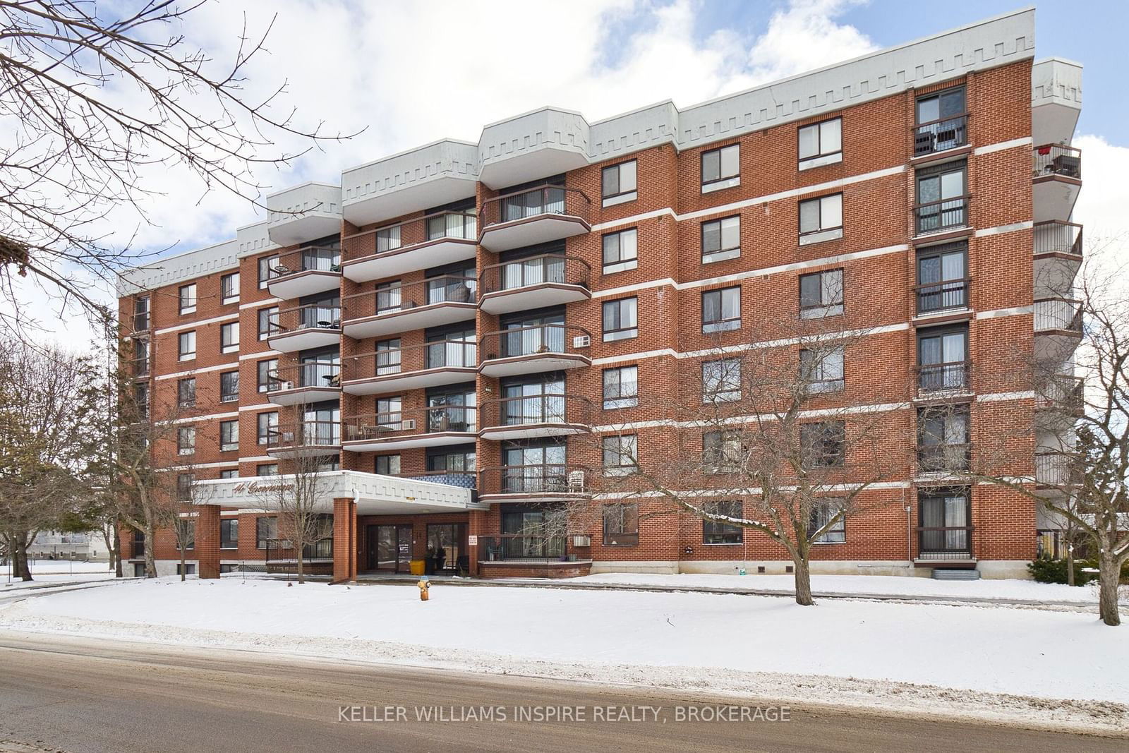 Condo for sale at 205-14 Greenview Drive, Kingston, Central City West, K7M 7T5 - MLS: X11956301