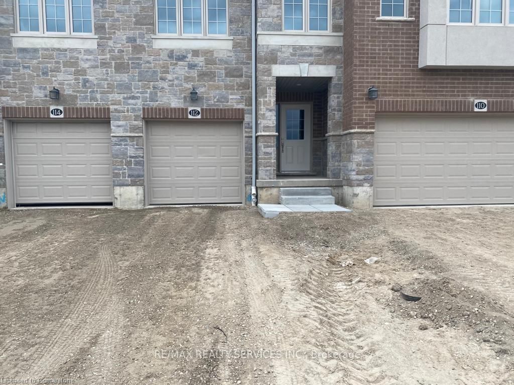 Townhouse for lease at 112 Ian Ormston Drive, Kitchener, N2P 0K3 - MLS: X11956328