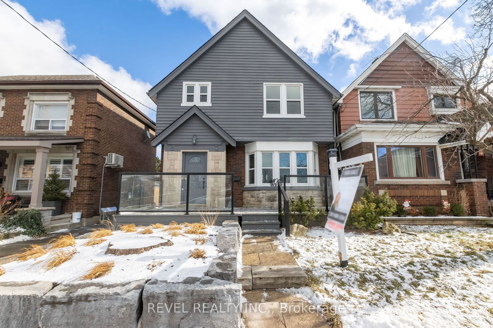 Detached House for sale at 106 Weir Street, Hamilton, Homeside, L8H 5E8 - MLS: X11956389