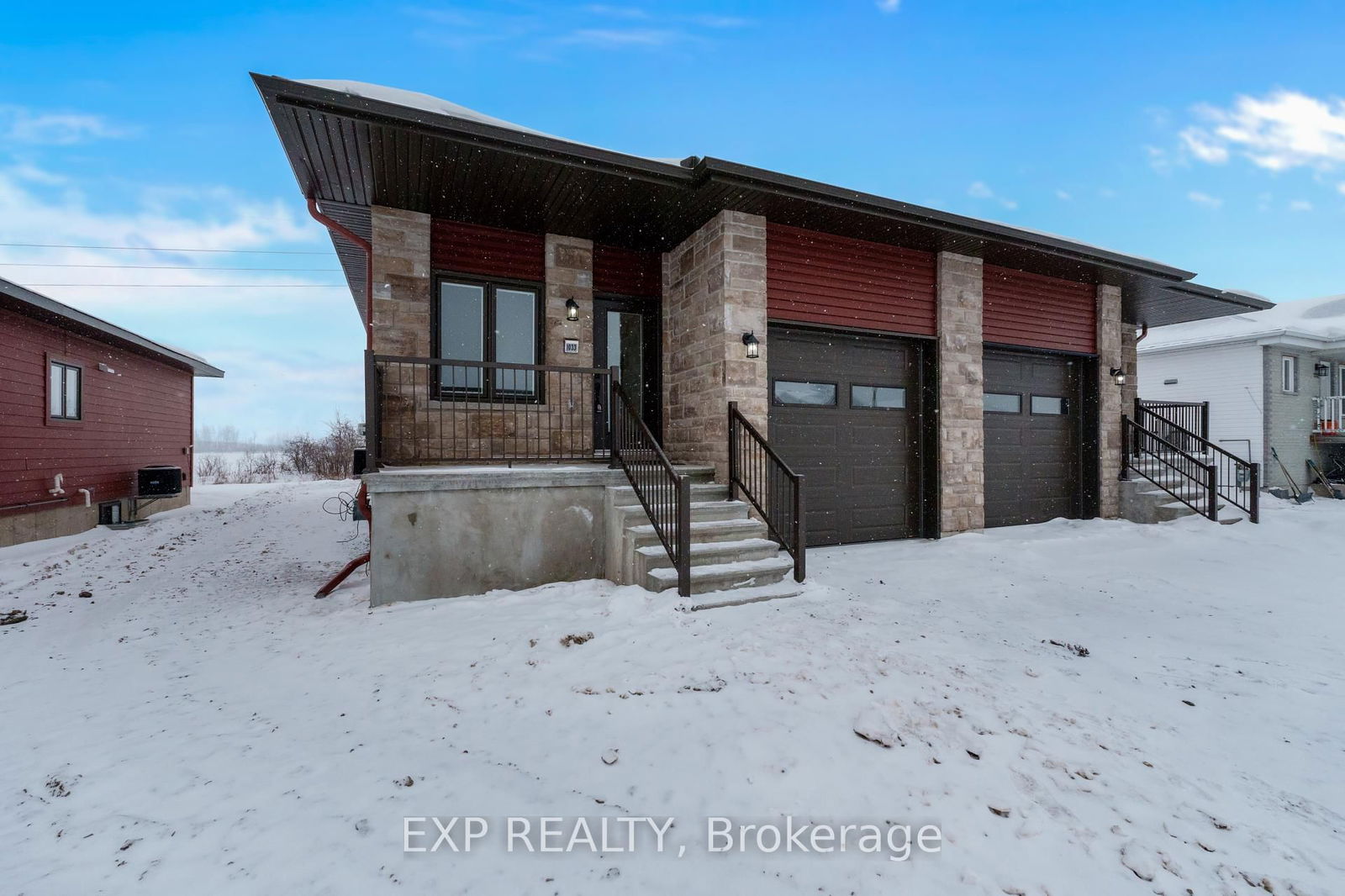 Building at 1033 Jacynthe Street, Hawkesbury, 612 - Hawkesbury