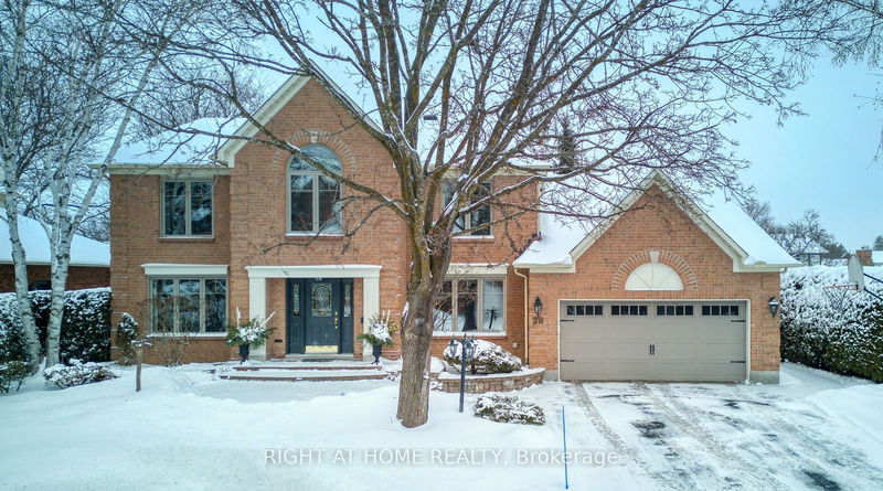home for sale on 28 Hampel Crescent