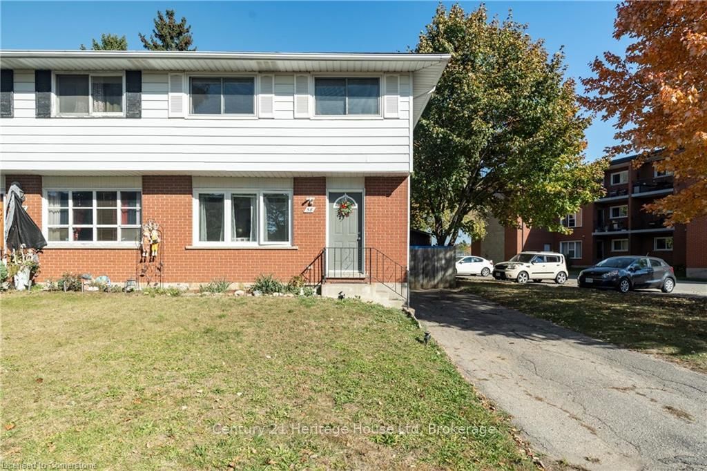 Semi-Detached House sold at 58 Breckenridge Drive, Kitchener, N2B 2N9 - MLS: X11957053