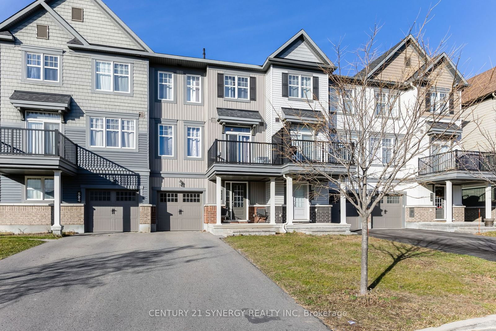 Townhouse sold at 522 THIMBLEBERRY Row, Orleans - Cumberland and Area, 1117 - Avalon West, K4A 1C3 - MLS: X11957069