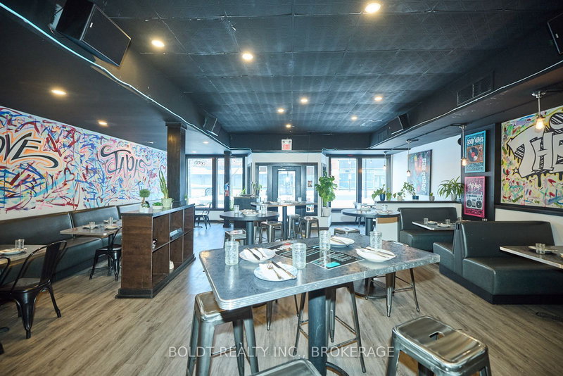 24 St. Paul St, St. Catharines, L2R 7L4 | Image 3