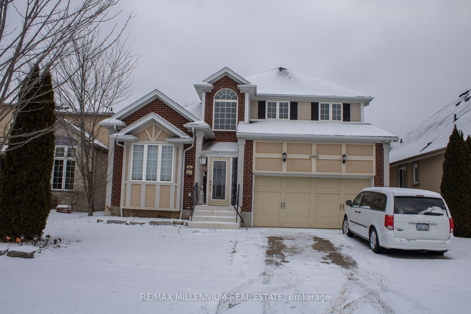 Detached House for sale at 8905 Mcgarry Drive, Niagara Falls, L2H 3P1 - MLS: X11957544