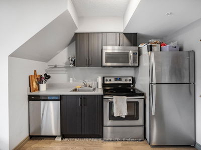 Unit 709 — 321 Spruce St, Waterloo -  image-0-4