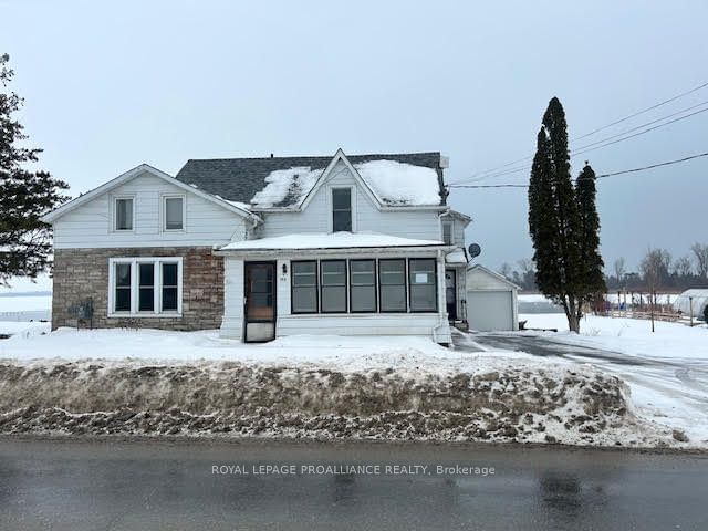 Building at 133 Main Street, Prince Edward County, Wellington