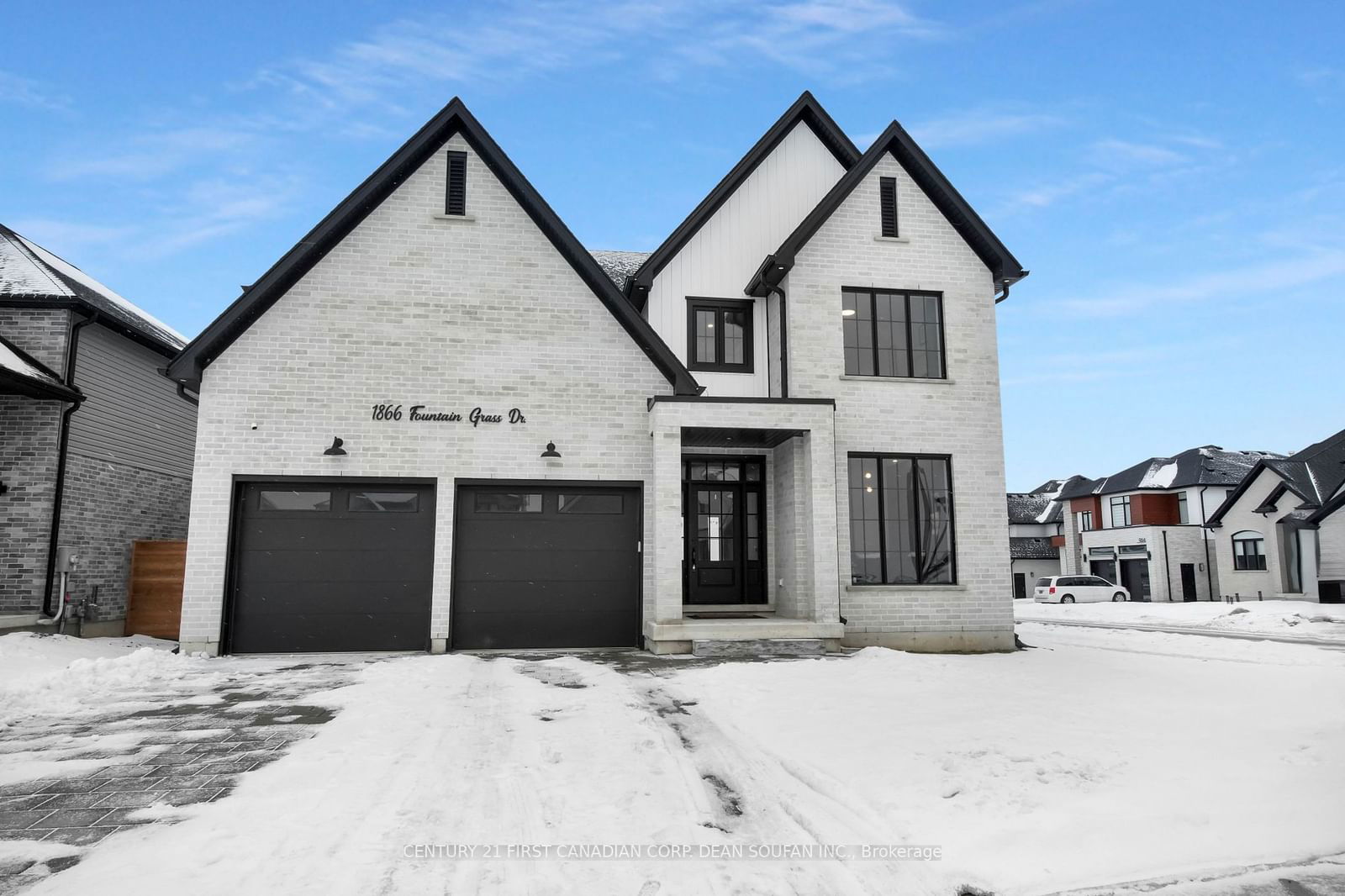 Detached House for sale at 1866 Fountain Grass Drive, London, South B, N6K 0K7 - MLS: X11958234