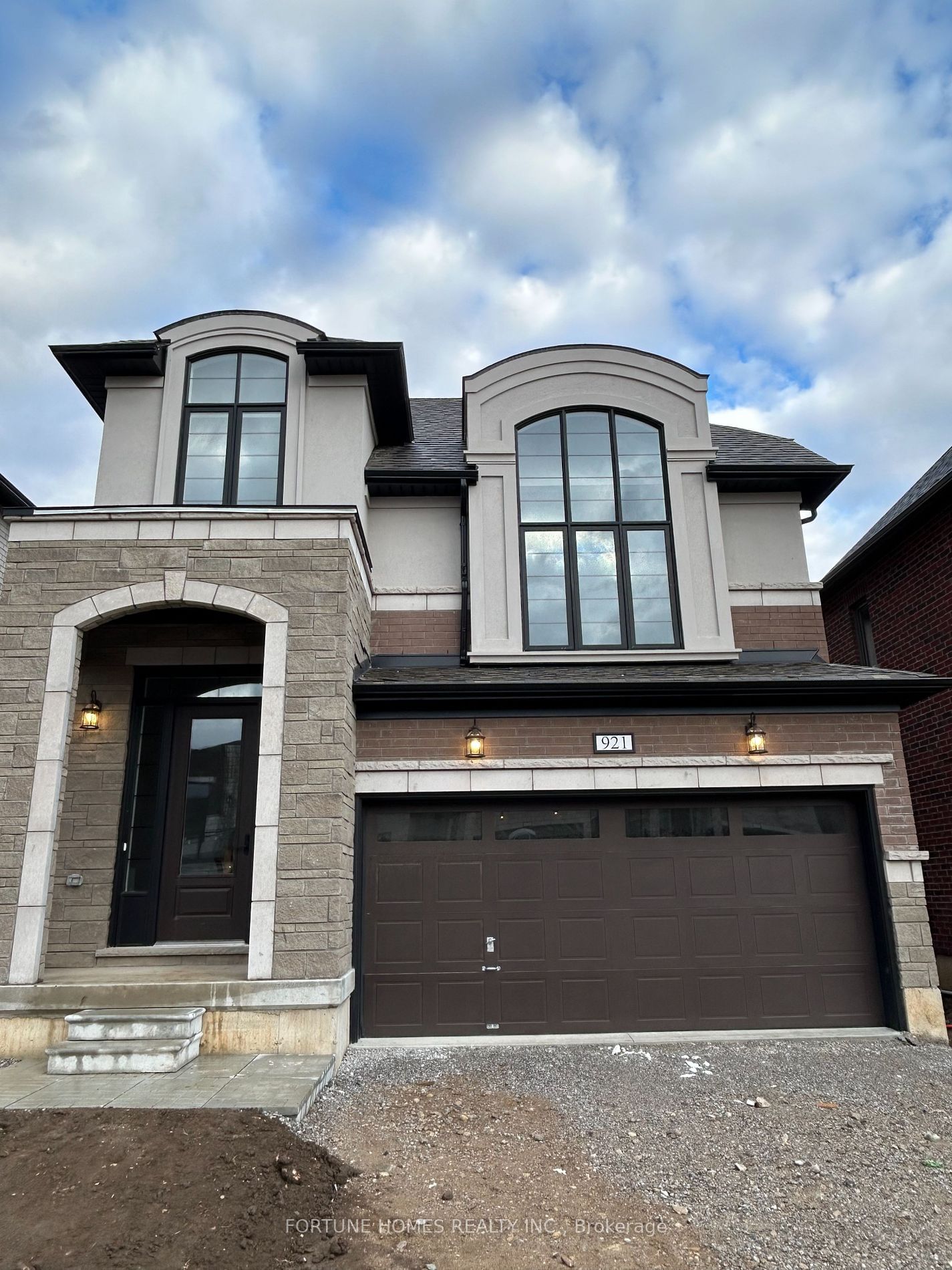 Detached House leased at 921 Knights Lane, Woodstock, N4T 0P7 - MLS: X11958368