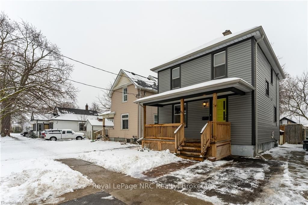 Detached House for sale at 80 Maple Street, St. Catharines, 451 - Downtown, L2R 2B2 - MLS: X11958400