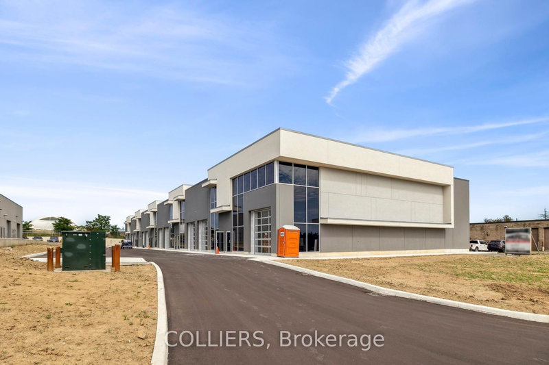 3-5 - 24 Ditton Dr, Hamilton, L8W 0A9 | Image 2