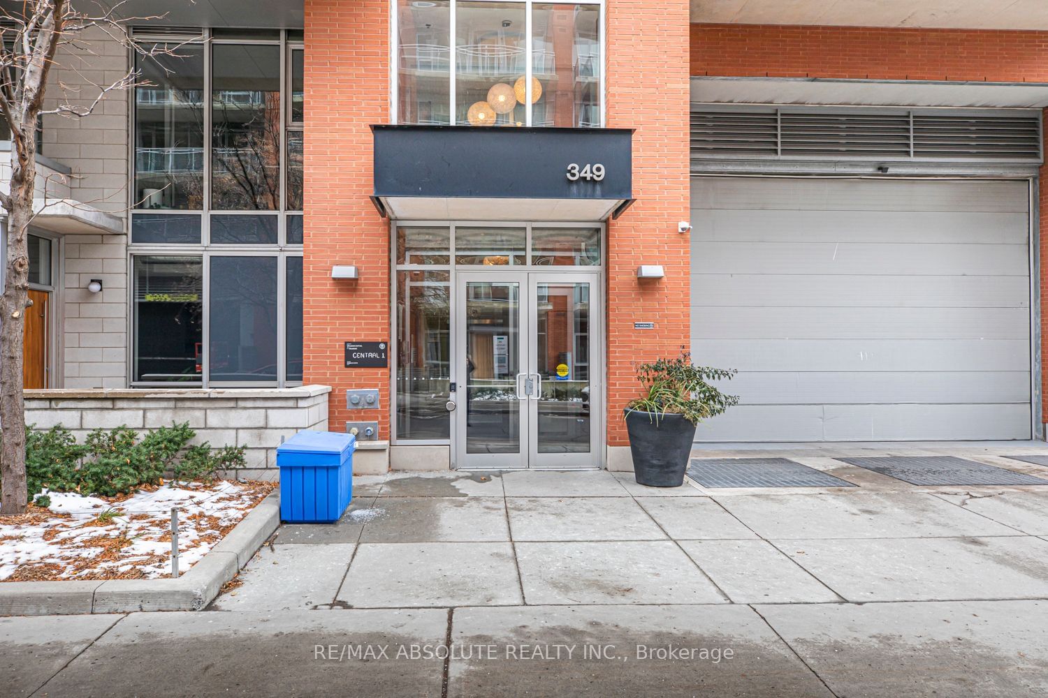 Condo for sale at 422-349 Mcleod Street, Ottawa Centre, 4103 - Ottawa Centre, K2P 0S1 - MLS: X11958490