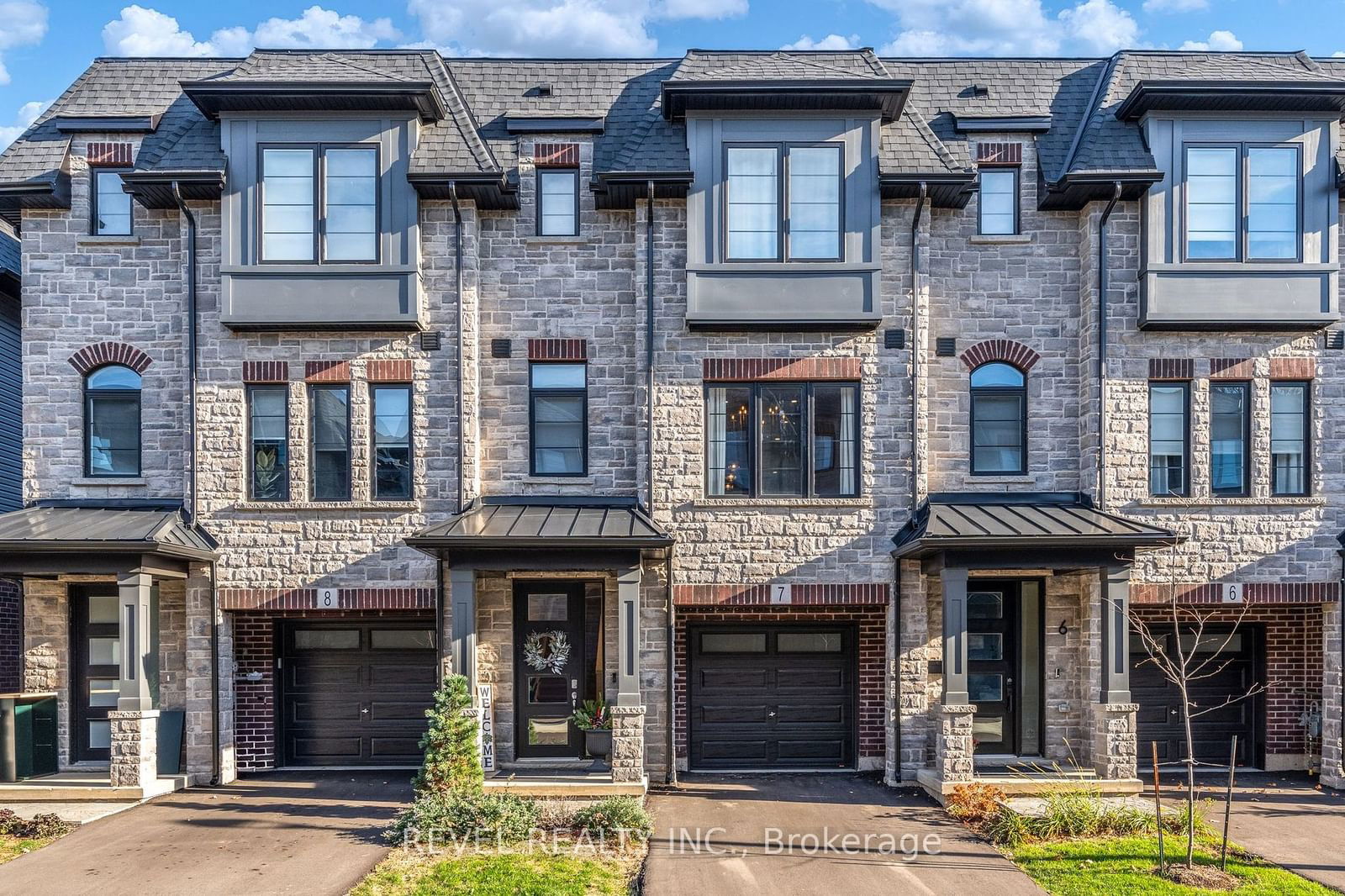 Townhouse for sale at 7-187 Wilson Street, Hamilton, Ancaster, L9G 0J3 - MLS: X11958836